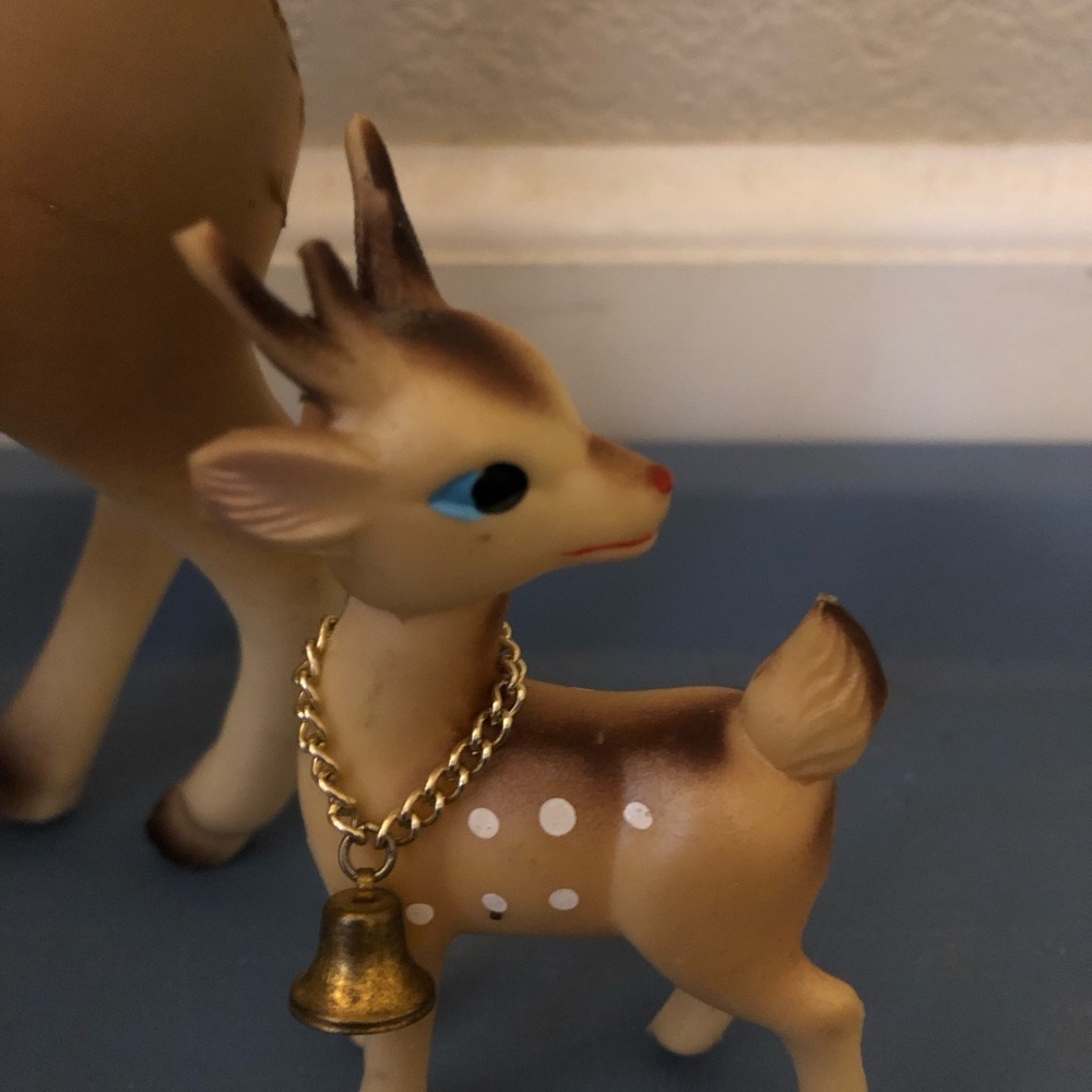 Vintage Charming Brown Reindeer Figurine Set (Plastic) - Picture 4 of 7